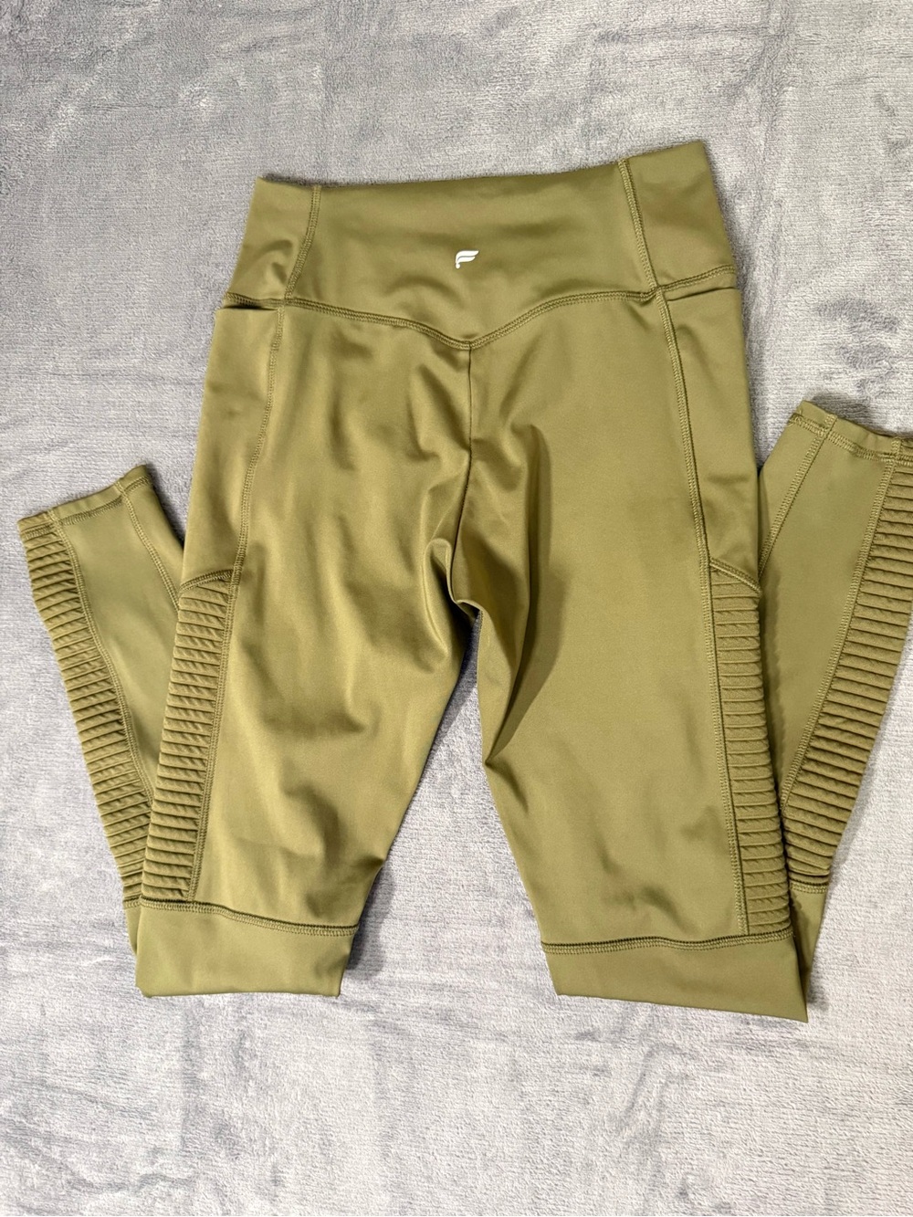Fabletics Olive Green Moto Leggings Ribbed Panels Size Medium